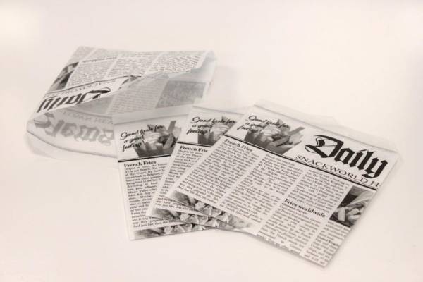 PVPB0262 Snacktüte 130x130mm, 40 g/m² im Newspaperdesign, KT= 1000 Blatt